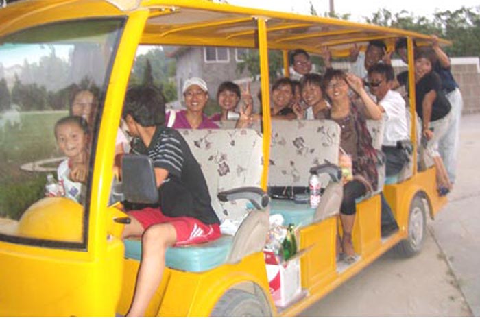 內丘大賣場舉辦中層管理人員戶外活動