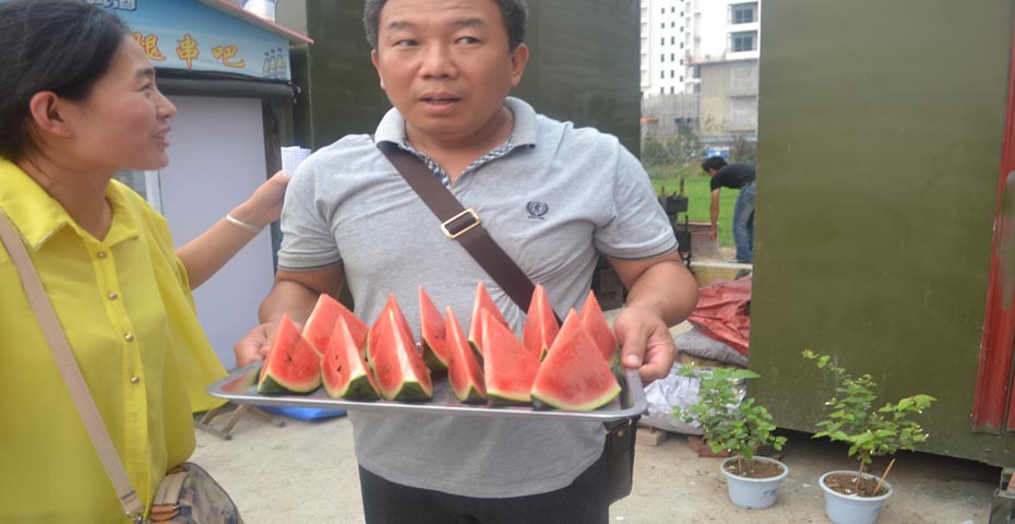 家樂園寧晉區(qū)域分公司“感恩有你、員工啤酒狂歡會”